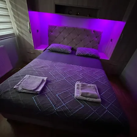 Apartman Lux S&v 1 Lukavica Istocno Hilandarska Centar *
