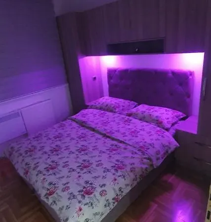 Apartment Apartman Lux S&v 1 Lukavica Istocno Hilandarska Centar *